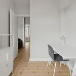 Bright Apartment With Balcony Close To Center City