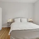 Bright Apartment With Balcony Close To Center City