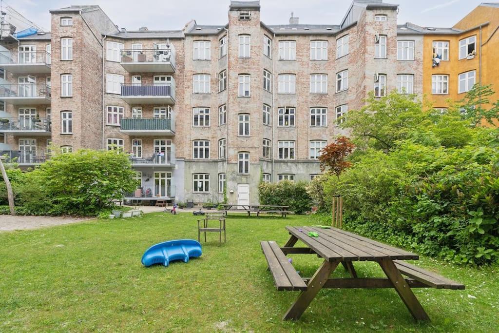 Bright With Balcony Close To Center * Copenhagen