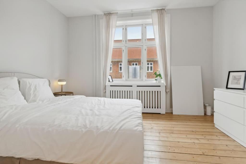Apartment Bright With Balcony Close To Center Copenhagen